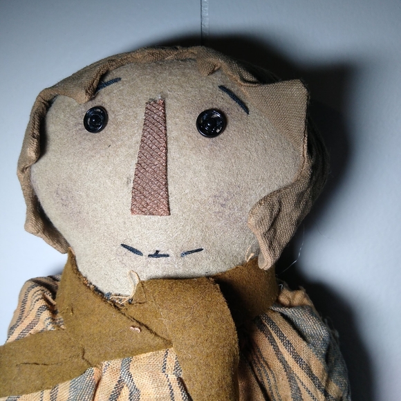 Primitive Delilah Doll Grungy - Picture 2 of 9